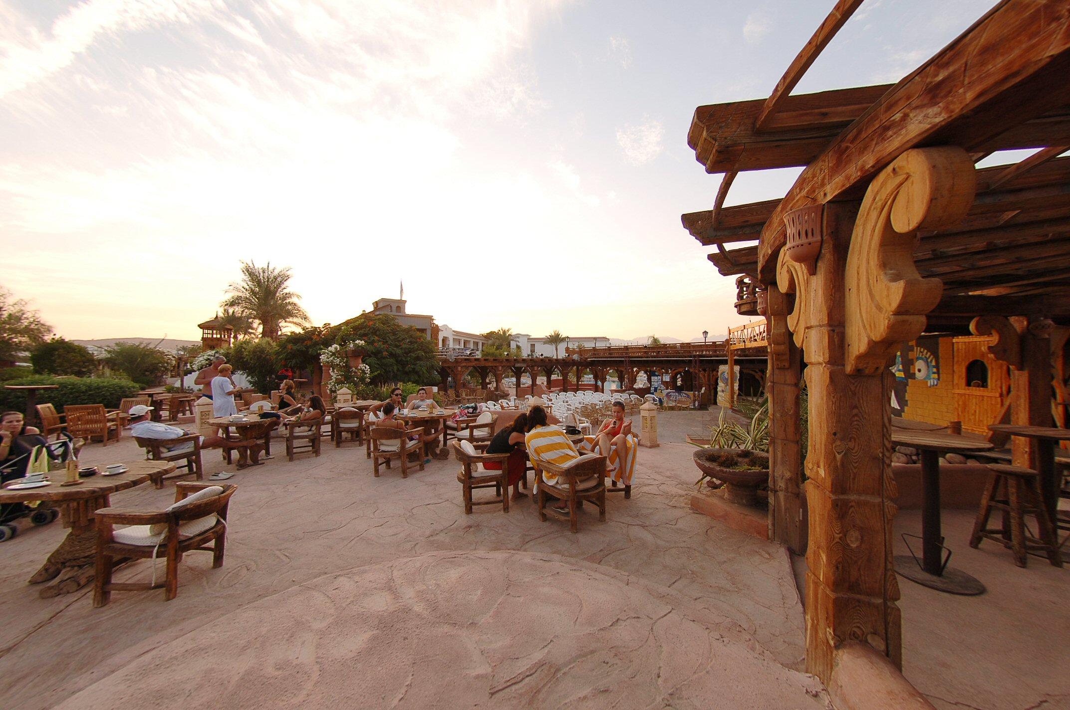 Jaz Sharm Dreams Hotel Kültér fotó The restaurant at the Grand Canyon